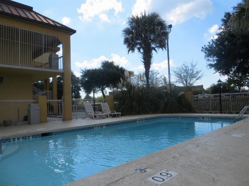 Fairview Inn & Suites Mobile image 18